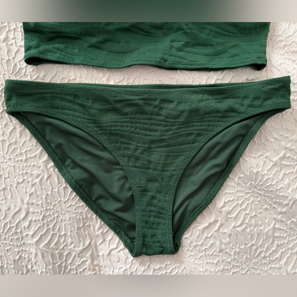 Aerie Swim Set - Picture 2 of 6